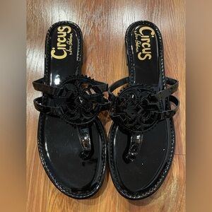 NWOT Circus by Sam Edelman Black Flat Sandals. 
Size 11